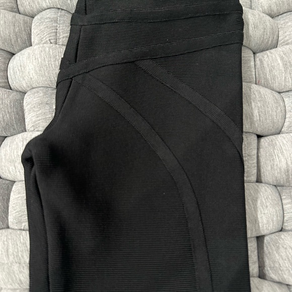 Herve Leger cropped black leggings size extra small - Picture 4 of 14